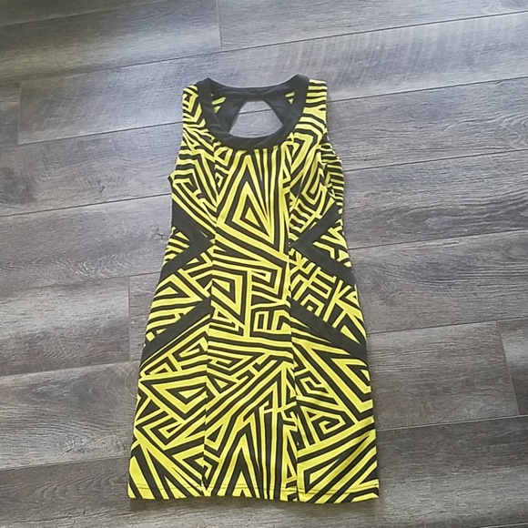 Kardashian Kollection Dresses & Skirts - NWT Kardashian kollection geoprint dress Kardashian Kollection Dresses & Skirts - NWT Kardashian kollection geoprint dress